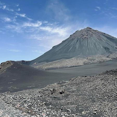 Pensao Domingas Hotel เซาฟิลิเป ภายนอก รูปภาพ
